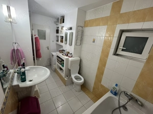 Vand Ap 2 camere, ultracentral, modern -complet mobilat și utilat. - imagine 8