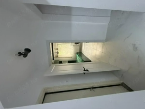 Apartament 3 camere decomandat + boxa+ garaj+ gradina centrala proprie Zona Centrala - imagine 7