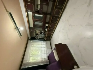 Apartament 3 camere decomandat + boxa+ garaj+ gradina centrala proprie Zona Centrala - imagine 2