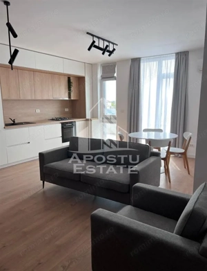Apartament cu 3 camere open space zona Take Ionescu