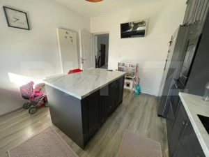 Casă 3 dormitoare, 2 bai, garaj dublu - imagine 13