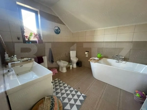 Casă 3 dormitoare, 2 bai, garaj dublu - imagine 9