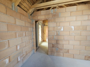 SAD la parter. Apartament cu 3 camere la Etaj si Mansarda! - imagine 5 SAD la parter. Apartament cu 3 camere la Etaj si Mansarda! - imagine 5