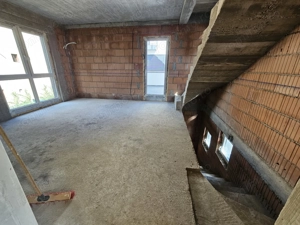 SAD la parter. Apartament cu 3 camere la Etaj si Mansarda! - imagine 9 SAD la parter. Apartament cu 3 camere la Etaj si Mansarda! - imagine 9