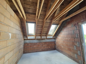 SAD la parter. Apartament cu 3 camere la Etaj si Mansarda! - imagine 10 SAD la parter. Apartament cu 3 camere la Etaj si Mansarda! - imagine 10