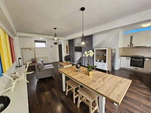 Apartament 2 camere la vila, etajul 1, Central, Strada de Mijloc - imagine 2