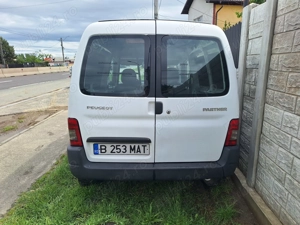 Vând Peugeot Partner  - imagine 2 Vând Peugeot Partner  - imagine 2