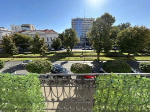 Inchiriez spatiu(birouri) ultracentral,vis-a-vis Continental,la et.1.