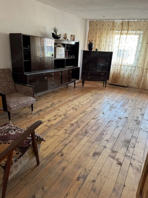 Casa cu trei camere si curte la pret de apartament