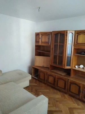 Dacia   Strada Labirint de vanzare apartament cu 3 camere, etaj intermediar - imagine 2