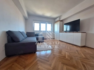Apartament cu 3 camere, 85 mp utili, zona Centrala