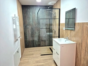 Apartament cu 3 camere, parcare inclusa, curte privata, zona Tineretului - imagine 7