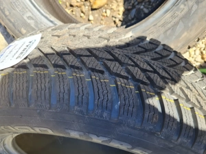 Anvelope iarna 205 65 16 