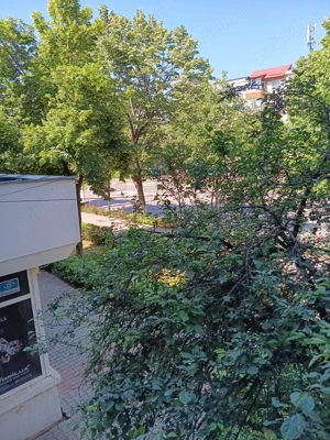 Vand apartament 2 camere, la et.1 in Giurgiu cu vedere in Sos.Bucuresti, în blocul Motanul Încălțat. - imagine 7