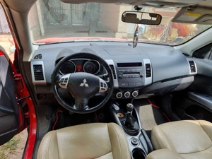 Mitsubishi outlander  - imagine 4