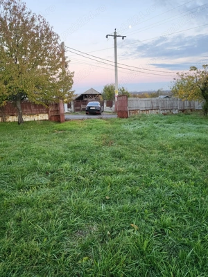 Vand parcele teren intravilan,Mosoaia, strada principala, 7 km Pitesti - imagine 6