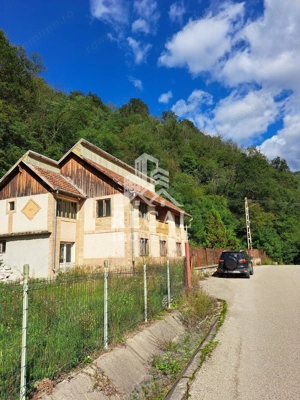 Casă spațioasă cu teren generos – Dăbâca