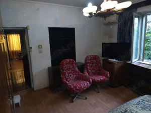 Imobil plus doua garaje, teren suprafata totala 927 mp, Blv. Castanilor, PLOIESTI, str. 13 Decembrie - imagine 7