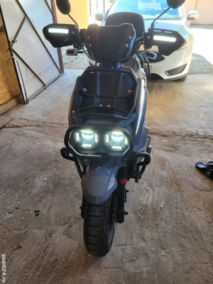 Scoter BSK  - imagine 2 Scoter BSK  - imagine 2