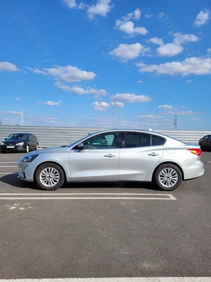 Ford Focus Titanium Business Sedan