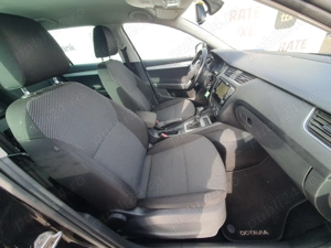 Skoda Octavia 1.6 TDI DSG Ambition - imagine 7