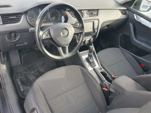 Skoda Octavia 1.6 TDI DSG Ambition - imagine 5