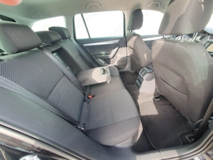 Skoda Octavia 1.6 TDI DSG Ambition - imagine 6