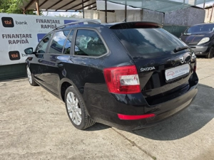 Skoda Octavia 1.6 TDI DSG Ambition - imagine 10