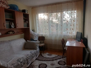 Închiriez apartament  - imagine 2