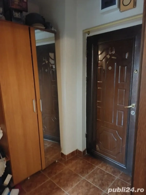 Închiriez apartament  - imagine 9