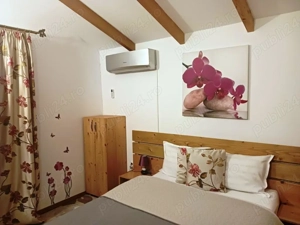 Case de vacanță sau rezidentiale la țară, pe Transfagarasan .  - imagine 5