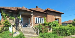 Vand casa Gurasada  3 camere