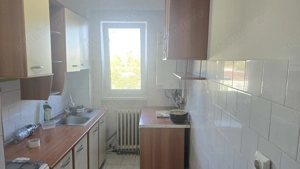 Vand apartament 3 camere in Deva, zona Scarisoara (Astoria), etaj 3, - imagine 6
