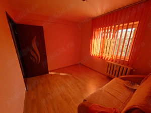 Str Bicaz - 2 cam semidecomandat   renovat   PVC   aer conditionat   balcon - imagine 4
