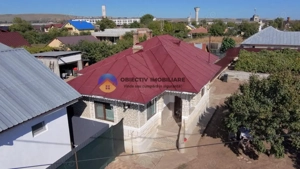 Casă + Teren de Vânzare cu Vedere la Munte