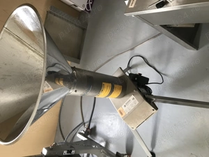 Vând utilaje procesare sucuri 