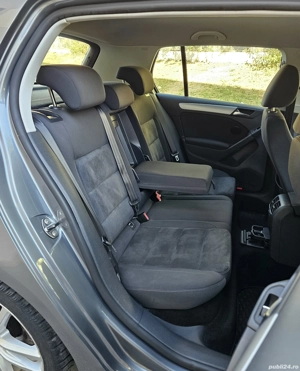 VW Golf 6 1.4TSI HIGHLINE ÎncălzireScaune DubluClima SenzoriParcare PilotAuto Euro5  - imagine 8