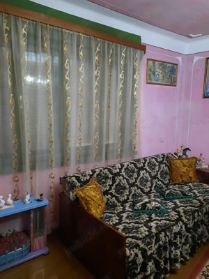 Casă de vânzare în Lăpușnicu Mare  - imagine 4