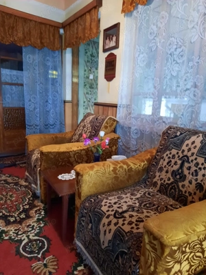 Casă de vânzare în Lăpușnicu Mare  - imagine 10