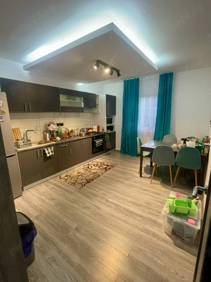 Vand casa in Strejnicu, Prahova - imagine 3