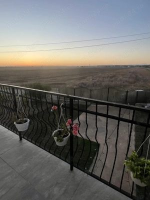 Vand casa in Strejnicu, Prahova - imagine 9