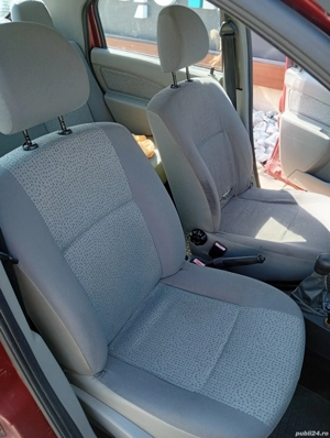 Vând mașină Logan  - imagine 7