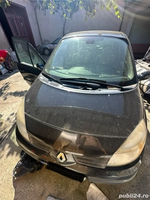 Renault Megane Scenic - imagine 4