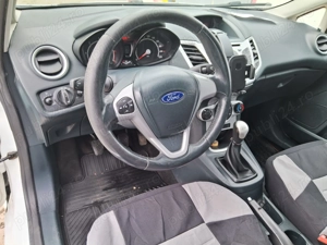 Autoturism Ford Fiesta 1.4 diesel, 2012 - imagine 4 Autoturism Ford Fiesta 1.4 diesel, 2012 - imagine 4