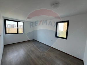 Casă / Vilă cu 5 camere de vânzare în zona Exterior Nord - imagine 11