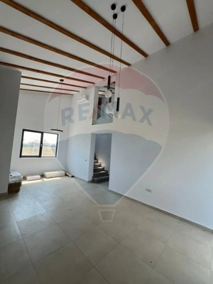 Casă / Vilă cu 5 camere de vânzare în zona Exterior Nord - imagine 8