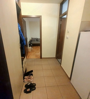 Inchiriez 2 cam 7 Nov (3 min UMFST)