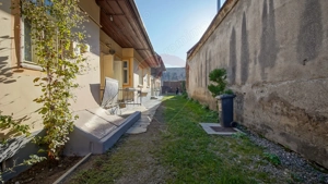 Comision 0 %! Casă cu 5 camere de vânzare în zona Turches! - imagine 2