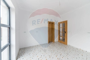 Casă elegantă și spațioasă – în complex privat, zona centrală Arad - imagine 12