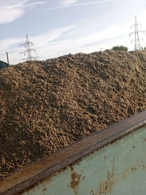 Ofer pamant de umplutura gratis in zona torontalului